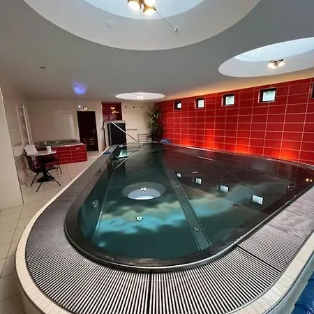 Duplex-wohnung Mit Pool, Bbq, Sauna, Hot-tub *