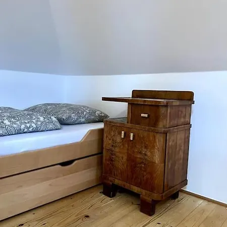 Duplex-wohnung Mit Pool, Bbq, Sauna, Hot-tub * 布拉格